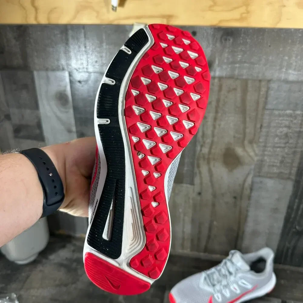Nike quest shoes